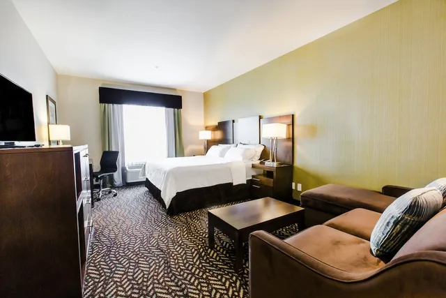 غرفة قياسية بسرير كوين، Holiday Inn Express & Suites Spruce Grove - Stony Plain 3/3