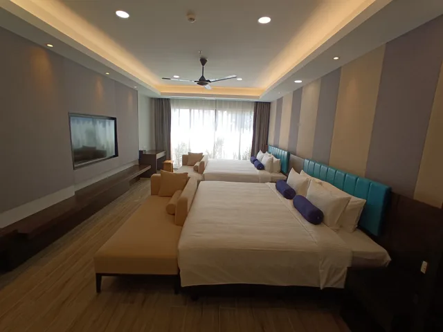 Istana Penthouse، Pacific Regency Beach Resort Port Dickson 2/3