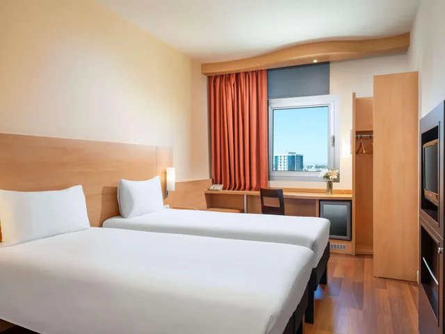 غرفة قياسية بسريرين منفصلين، Ibis Adana 3/7