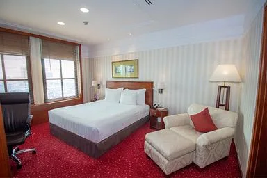 Plaza, Executive, Suite, Redtop Hotel Convention Center 1/1