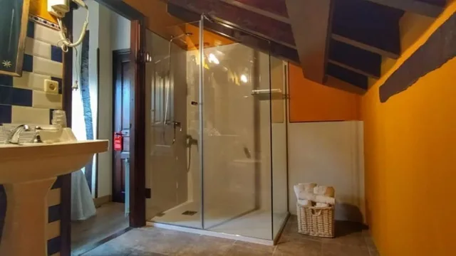 Economy, Double Bed, Attic، La Casona de Tresgrandas 7/8