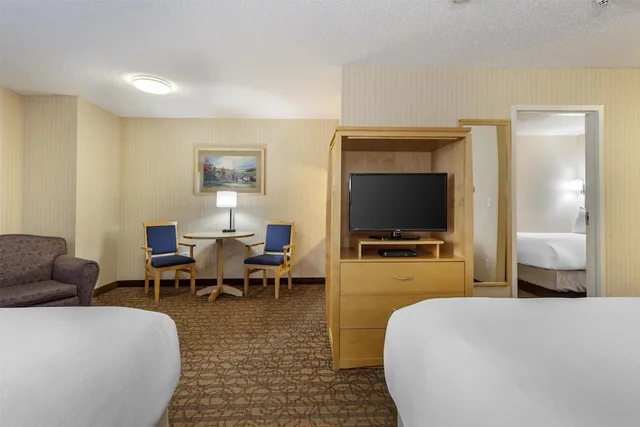 جناح بسريرين كوين وسريرين مزدوجين، Best Western Cold Lake Inn 6/9
