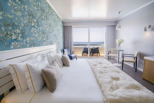 غرفة سوبيريور بسريرين منفصلين بإطلالة على البحر بشرفة، Hotel Arribas 5/10