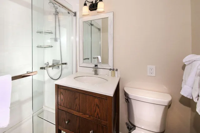 غرفة بسرير كوين، Bayview Wildwood Resort Ascend Hotel Collection 7/10