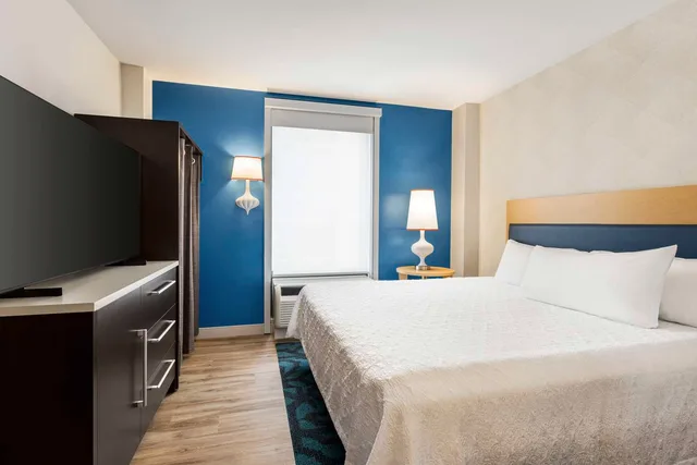 جناح بسرير كينج بغرفة نوم واحدة، Home2 Suites by Hilton New York Long Island City/ Manhattan View 1/4