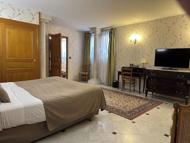 جناح بسرير مزدوج، Hotel Belle Epoque 1/4