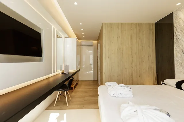 Junior Suite, Double Bed, Partial Sea View, Sofa, Kahlua Sea View Suites 5/10