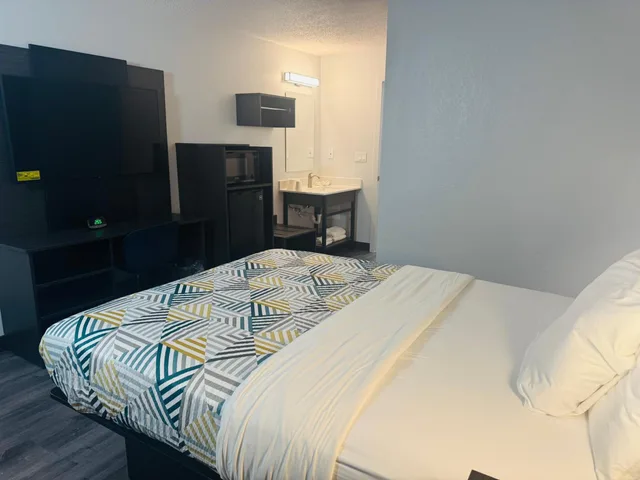 غرفة بسرير كوين لذوي الإعاقة، Motel6 Southgate, MI - Detroit 5/10