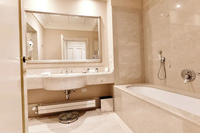 Grand Deluxe Lagoon View، San Clemente Palace 2/2