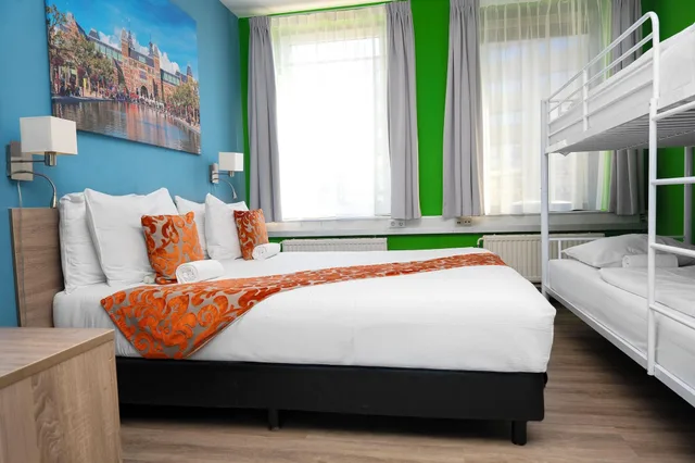 Economy, Multiple Beds, Amsterdam Teleport Hotel 1/3