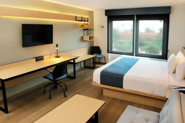 جناح بسرير كوين مع أريكة، City Express by Marriott Reynosa 3/3