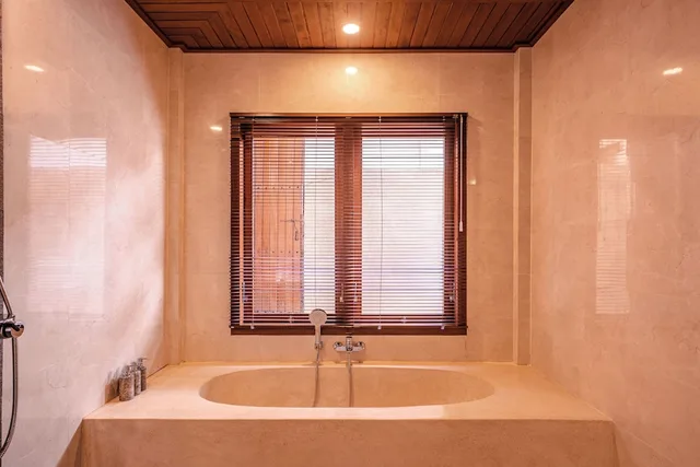 فيلا سوبيريور بسرير كينج بشرفة، Taru Sebatu Villa 10/10
