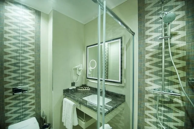 غرفة قياسية بسريرين منفصلين، Hm Commerce Hotel 6/6