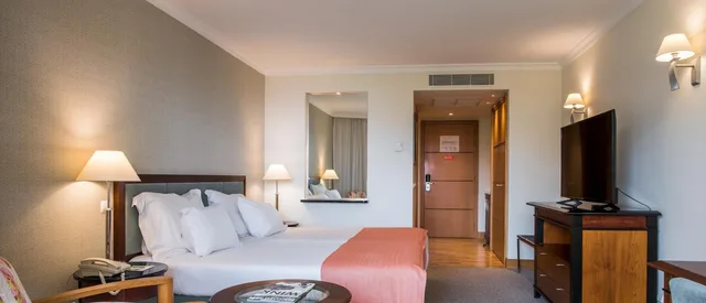 Classic, Double or Twin Bed, with Extra Bed, Land View، Pestana Grand Premium Ocean Resort 4/6