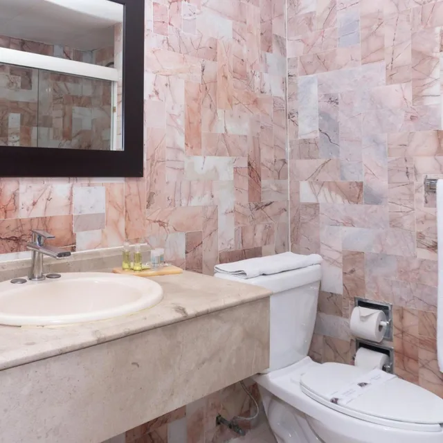 Familiar، Hotel Victoria Poza Rica 10/10