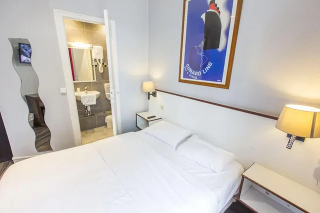 غرفة مفردة، Merryl Hotel 10/16