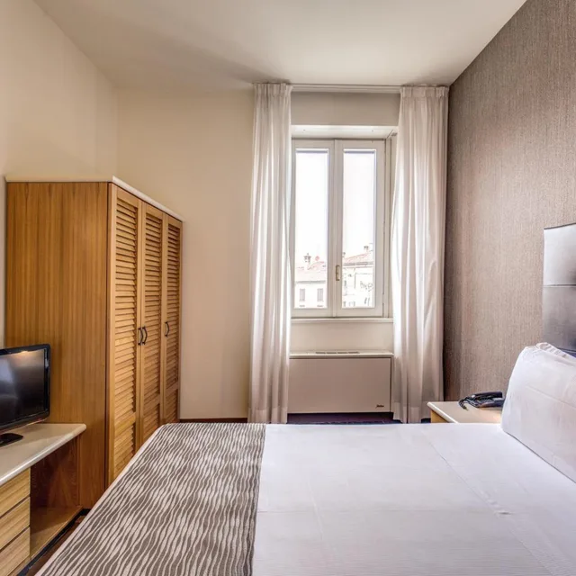 غرفة بسرير مزدوج أو سريرين منفصلين، Albergo Firenze 8/10