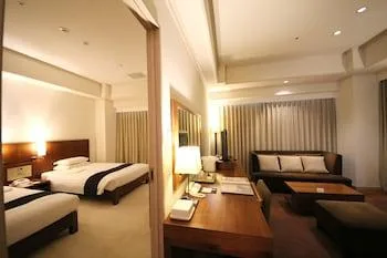 Semi Room, Designer, Suite, 2 Semi Double Beds، Chateraise Gateaux Kingdom Sapporo Hotel And Spa Resort 1/1