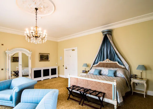 Castle, Double Bed, Large, Crossbasket Castle 6/10