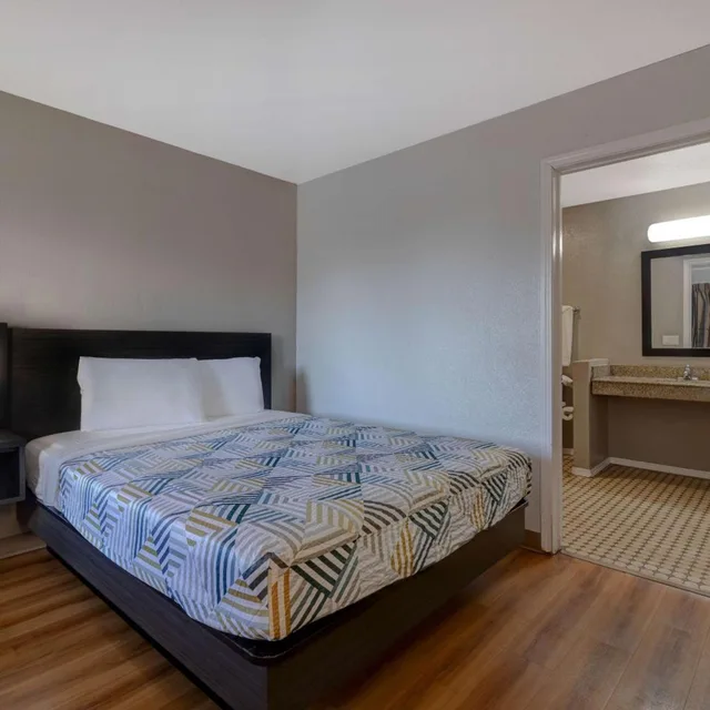 غرفة بسرير كوين لذوي الإعاقة، Motel6 Buttonwillow, CA - Central 5/10