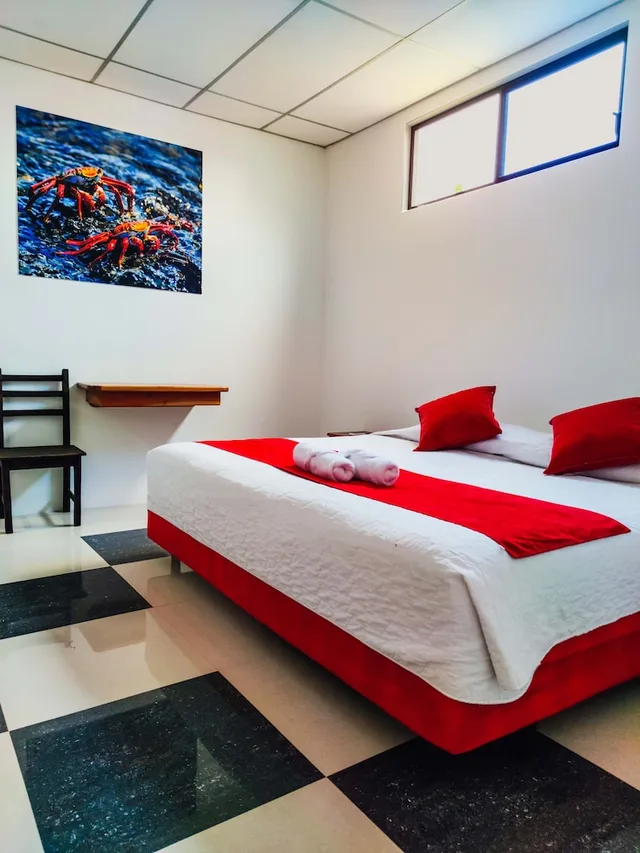 غرفة بسرير كوين، Gran Hostal Tintorera 1/7