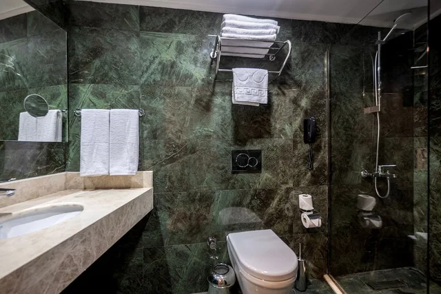 غرفة سوبيريور بسرير مزدوج، Four Points Express by Sheraton Antalya Lara 2/2