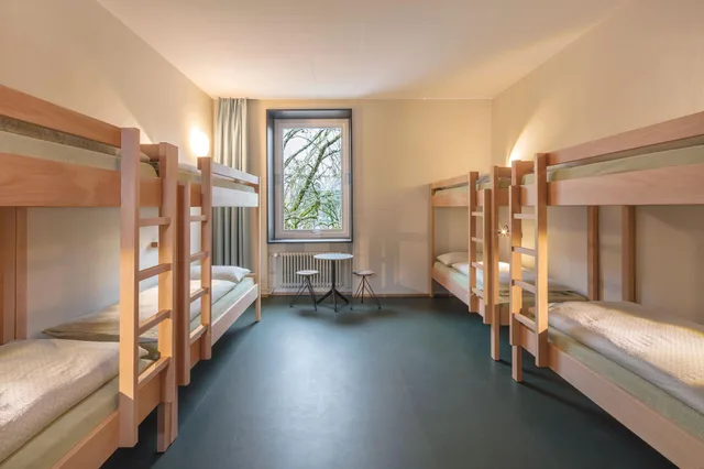 سكن مشترك مفرد للرجال، Youth Hostel Bern 1/1
