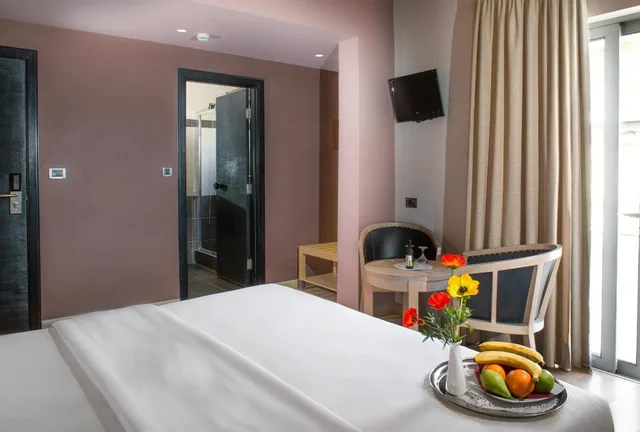 غرفة ديلوكس بسرير مزدوج، Areos Hotel 5/10