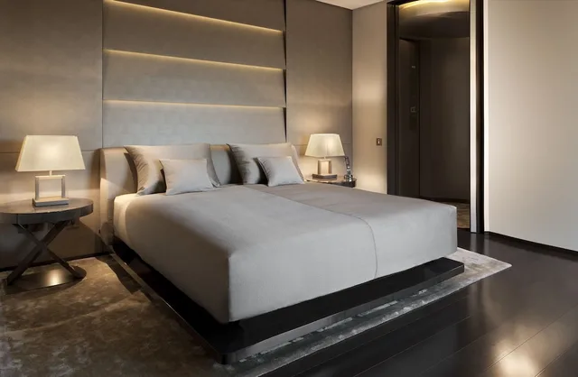 غرفة ديلوكس بسرير كينج، Armani Hotel Milano 2/2