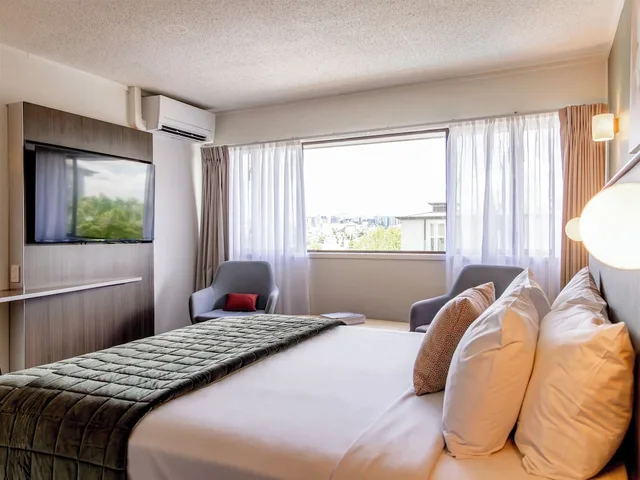 غرفة سوبيريور بسرير كينج في الطابق الأرضي، Rose Park Hotel Auckland 2/10