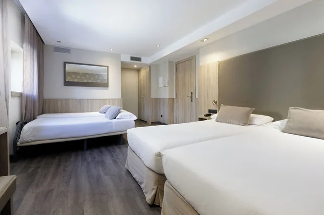 Room, Quadruple, 4 Beds, Civera 4/10