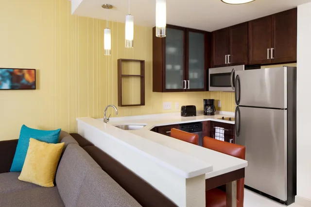 استوديو بسرير كينج بإطلالة على البحيرة مع أريكة، Residence Inn By Marriott Boston Bridgewater 3/6