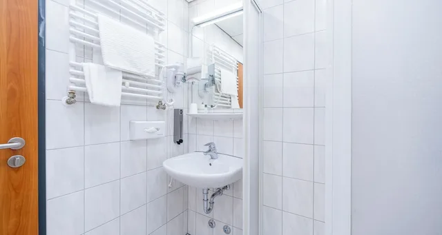 غرفة قياسية مفردة بسرير فردي، PLAZA Hotel Fohr am Bodensee 8/10