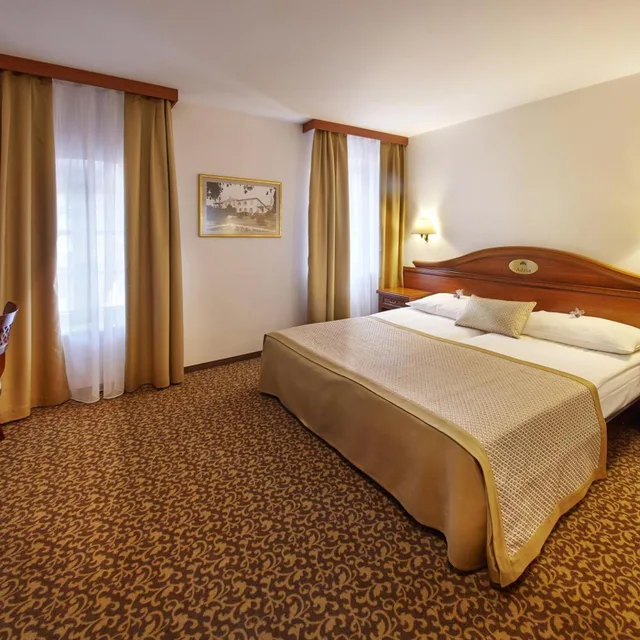غرفة بسرير مزدوج أو سريرين منفصلين، Convent Hotel And Resort Adria Ankaran 1/10