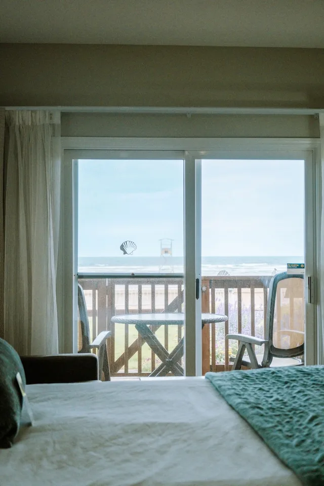 Suite, King Bed, Ocean Front, Sofa, Kitchen، Inn at the Prom 7/8