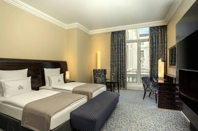 غرفة بسريرين منفصلين، Hotel Atlantic Hamburg, Autograph Collection 2/3
