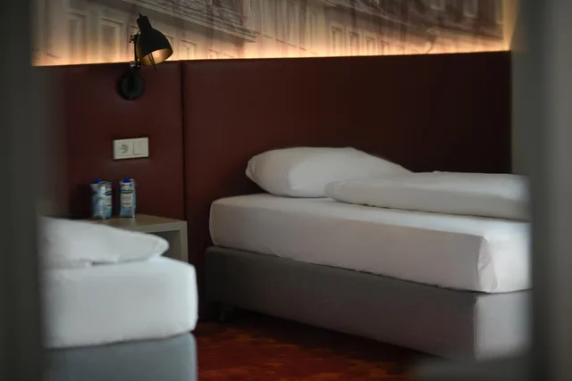 Room, Twin Beds, Campanile Munchen Sendling 6/9