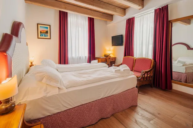 غرفة سوبيريور بسرير مزدوج أو سريرين منفصلين، Royal Hotel Cortina 6/9