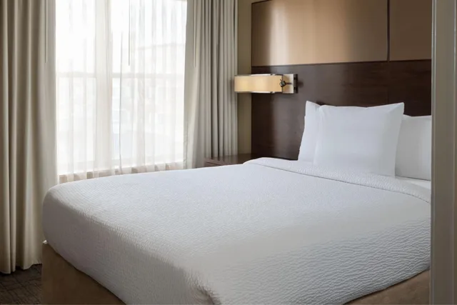 جناح كبير بغرفتي نوم لذوي الإعاقة، Residence Inn Largo Medical Center Drive 3/7