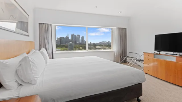 غرفة بريميوم بسرير كينج، Holiday Inn Potts Point 2/3