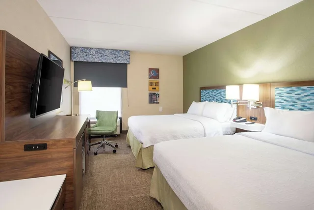 غرفة قياسية بسريرين كوين، Hampton Inn Buffalo South I 90 4/10