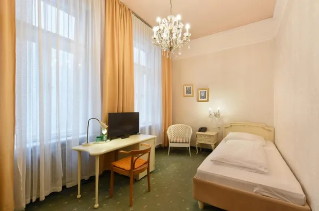 غرفة قياسية مفردة، Hotel Pension Baronesse 4/7