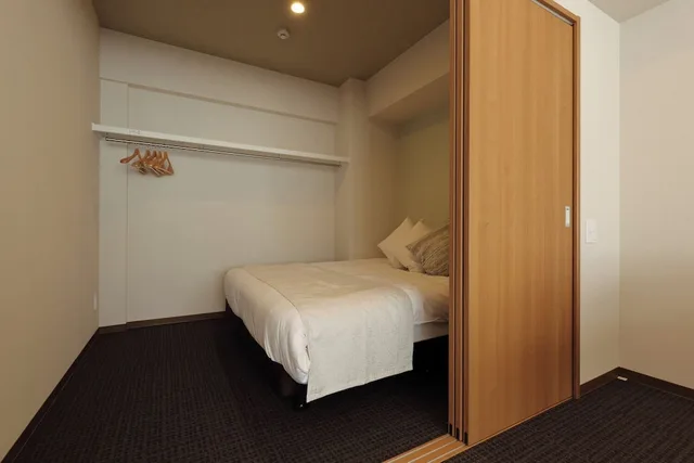 جناح عائلي بسرير كوين وسرير فردي بغرفة نوم واحدة بجاكوزي، Randor Residential Hotel Kyoto Suites 7/9