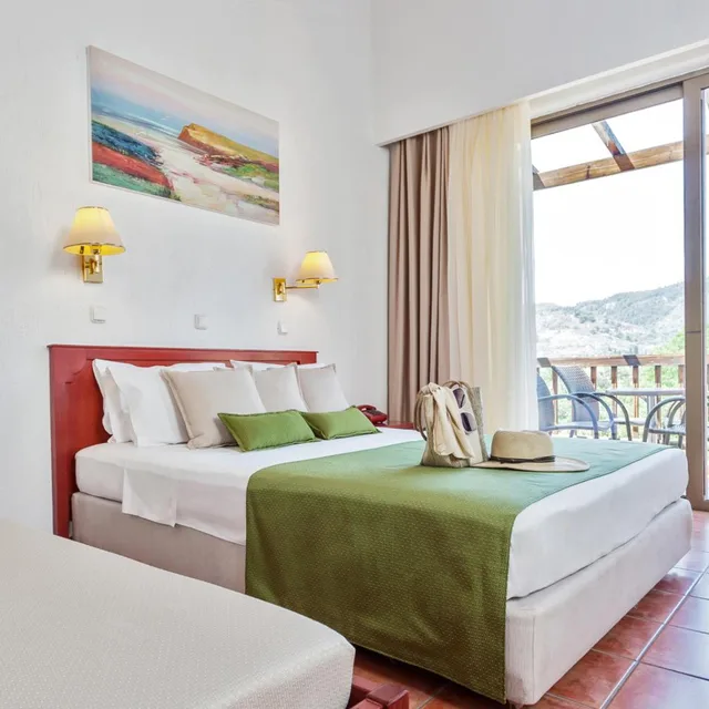 غرفة بسرير مزدوج بإطلالة على الحديقة، Rigas Hotel Skopelos 4/8