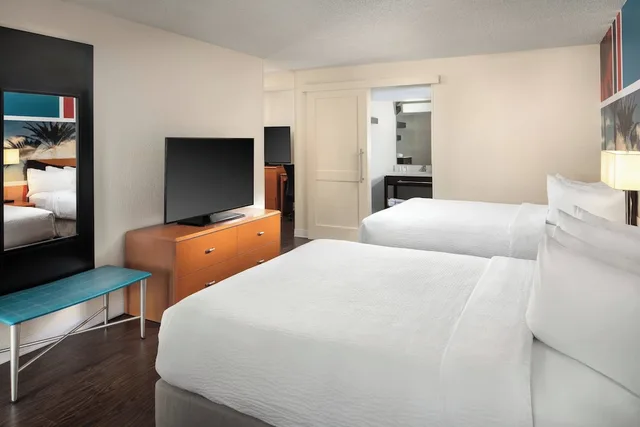 جناح جونيور بسريرين كوين مع أريكة، Fairfield Inn By Marriott Anaheim Resort 3/7