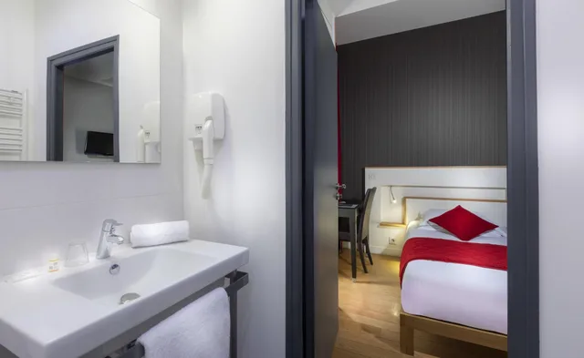 غرفة قياسية مفردة، AMBRE HOTEL 4/9