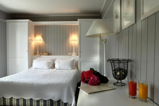 غرفة قياسية بسرير كوين بإطلالة على المدينة، Grand Hotel Des Bains the Originals Relais 6/7