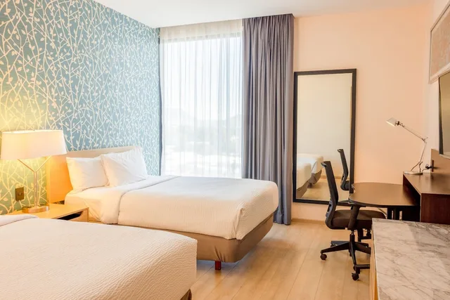 غرفة بسريرين مزدوجين، Fairfield Inn Suites Mexico City Vallejo 1/5