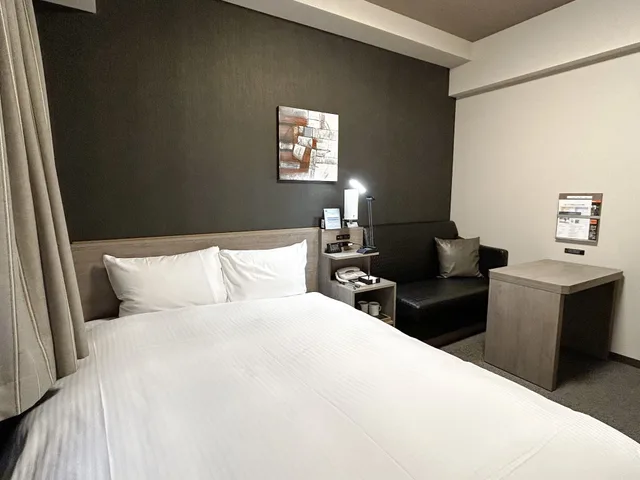 غرفة كومفورت بسرير كوين، Hotel Route Inn Shinshiro 1/3