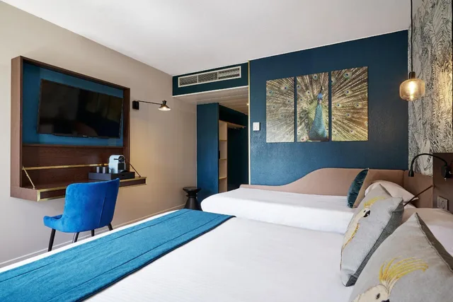 غرفة ثلاثية بسرير مزدوج مع أريكة، Hotel Birdy By Happyculture 2/2